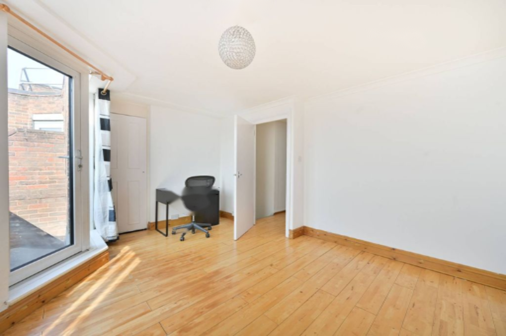Flat in London, United Kingdom, 54 m² - picture 10