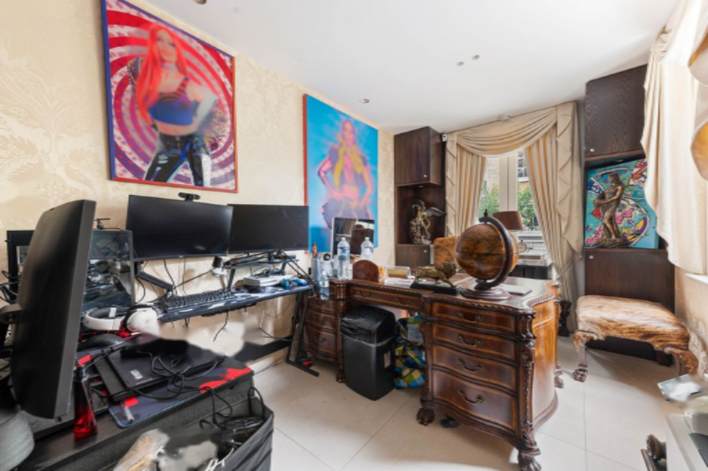 Flat in London, United Kingdom, 287 m² - picture 10