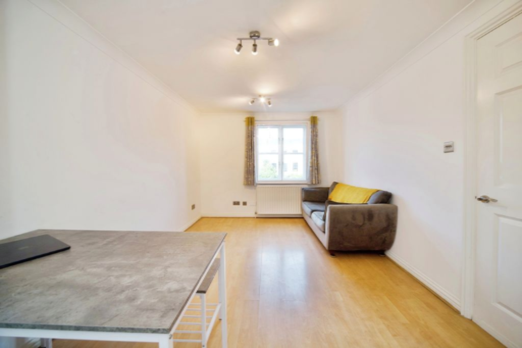 Flat in London, United Kingdom, 38 m² - picture 10