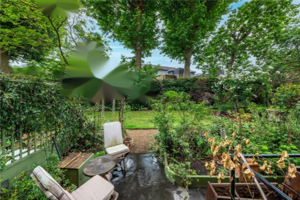 Flat in London, United Kingdom, 98 m² - picture 10