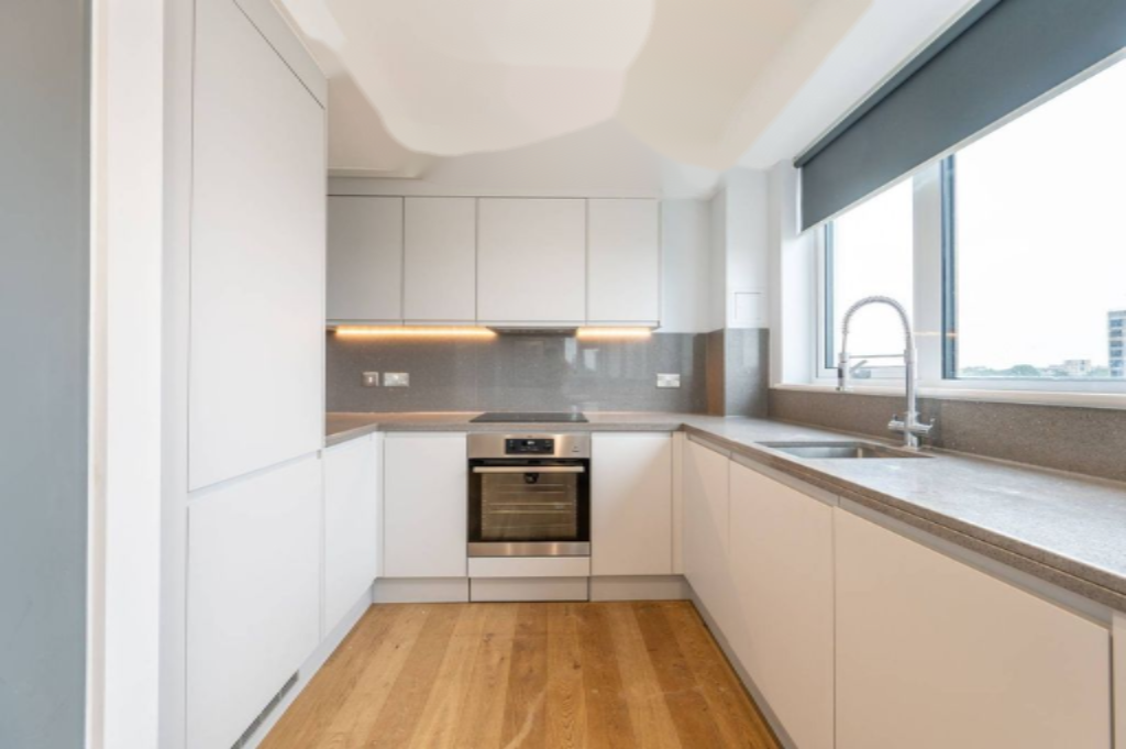 Flat in London, United Kingdom, 36 m² - picture 10