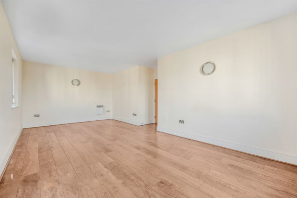 Flat in London, United Kingdom, 75 m² - picture 10