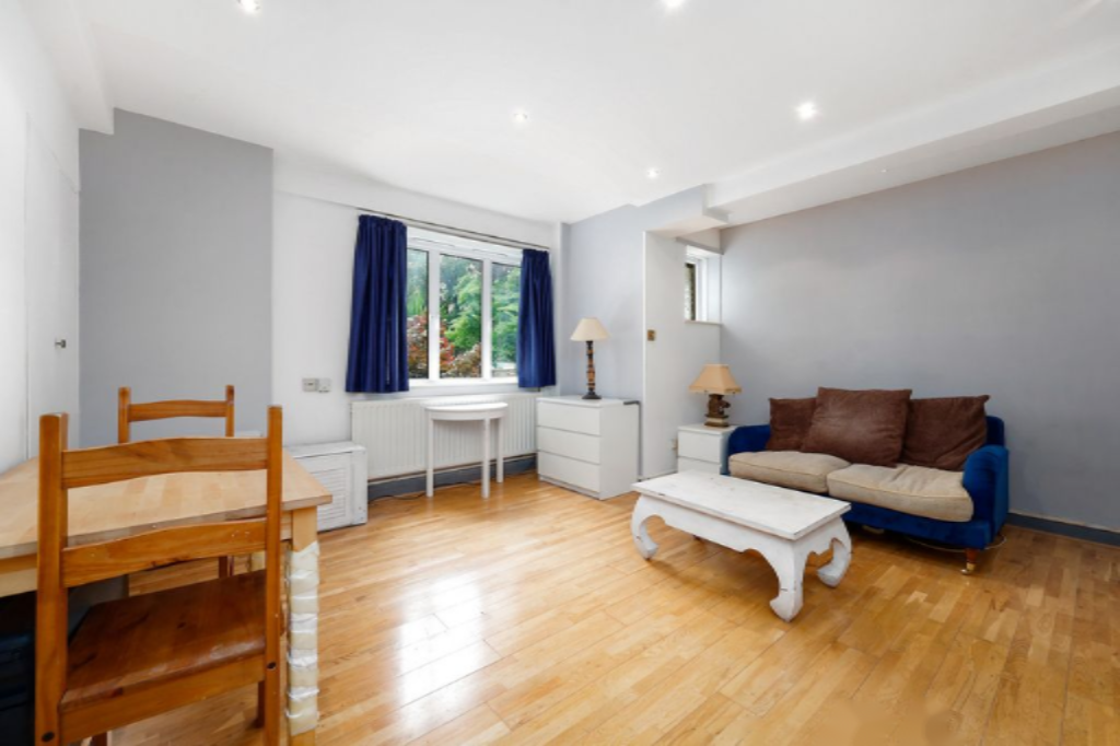 Flat in London, United Kingdom, 71 m² - picture 11