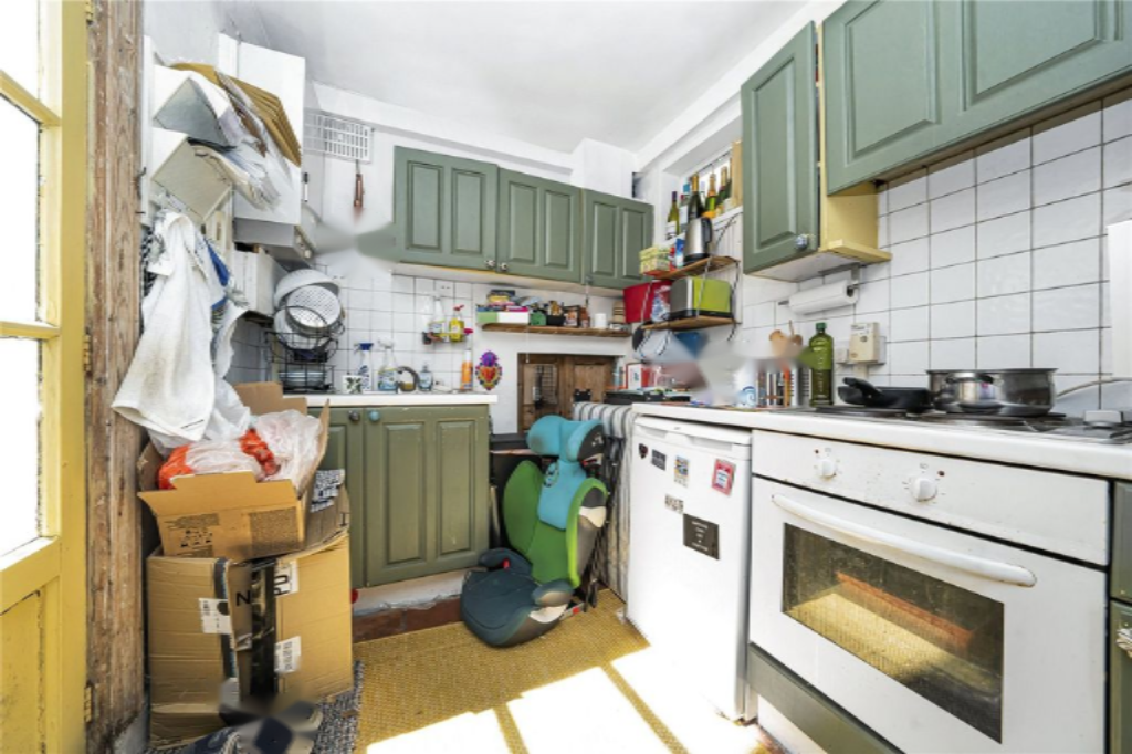 Flat in London, United Kingdom, 38 m² - picture 11