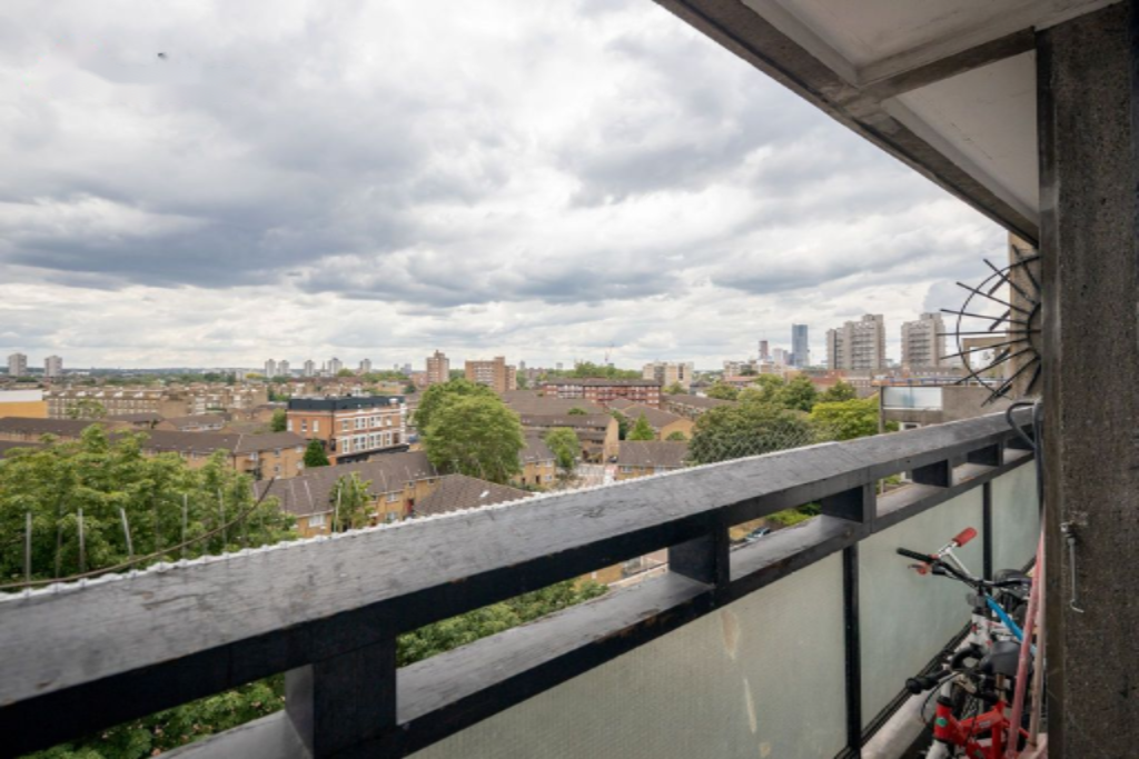 Flat in London, United Kingdom, 45 m² - picture 11