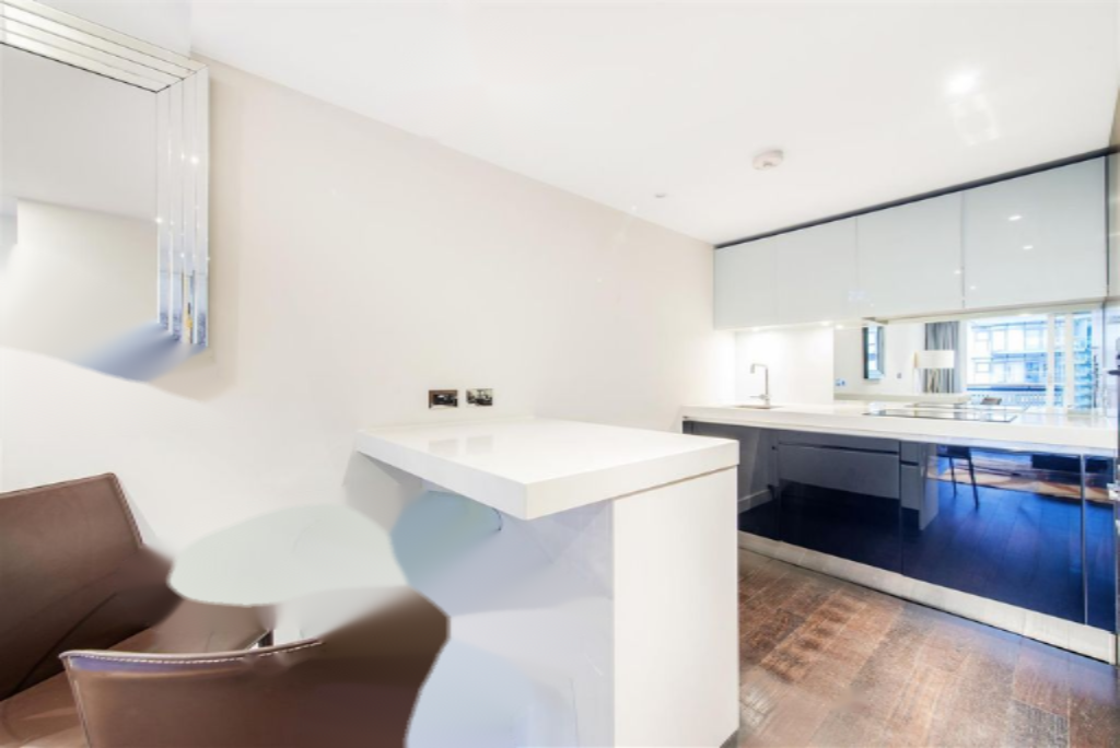 Flat in London, United Kingdom, 50 m² - picture 11