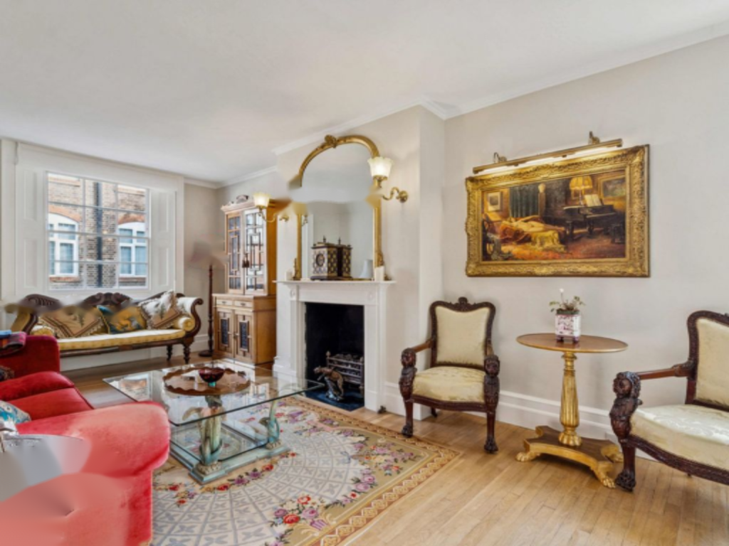 Flat in London, United Kingdom, 206 m² - picture 11