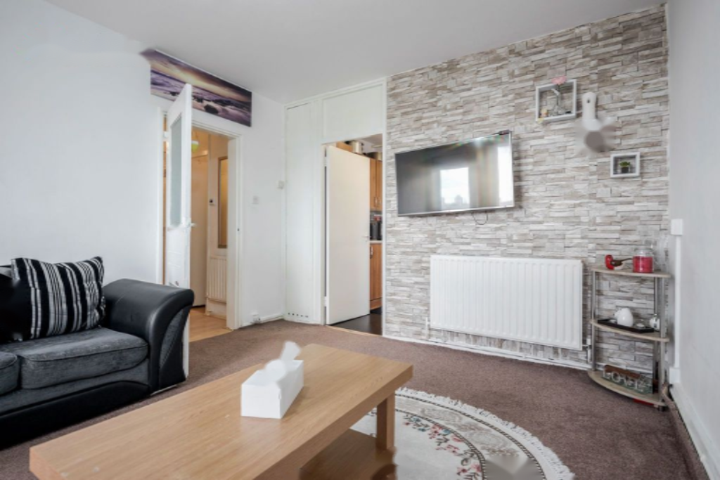 Flat in London, United Kingdom, 45 m² - picture 12