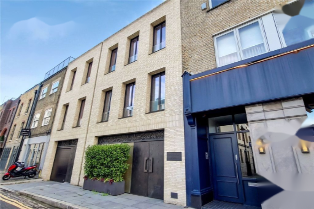 Flat in London, United Kingdom, 216 m² - picture 12