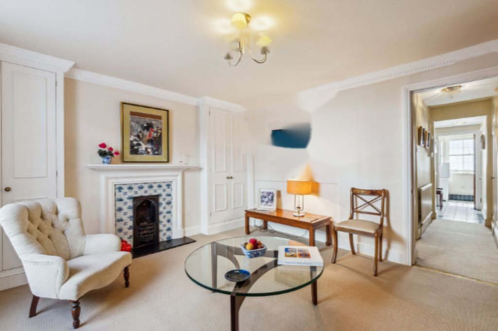 Flat in London, United Kingdom, 127 m² - picture 12