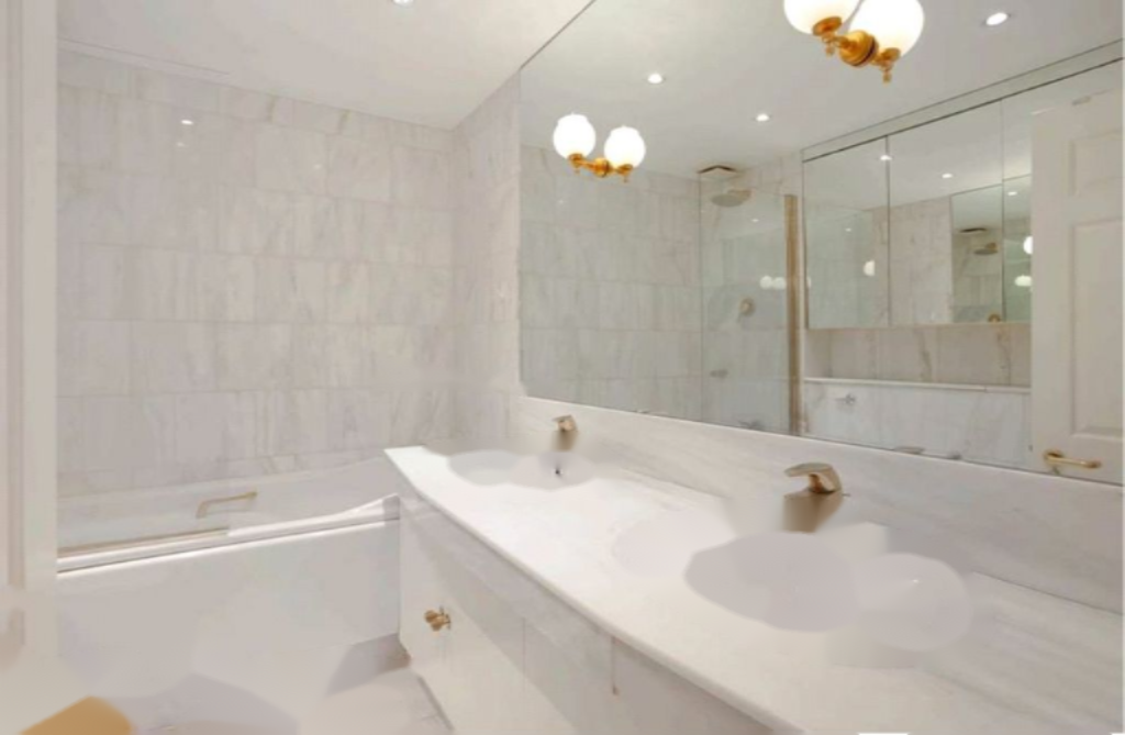 Flat in London, United Kingdom, 124 m² - picture 12