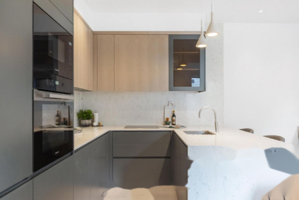 Flat in London, United Kingdom, 114 m² - picture 12