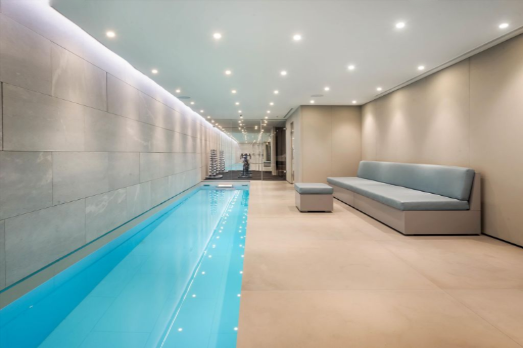 Flat in London, United Kingdom, 594 m² - picture 12