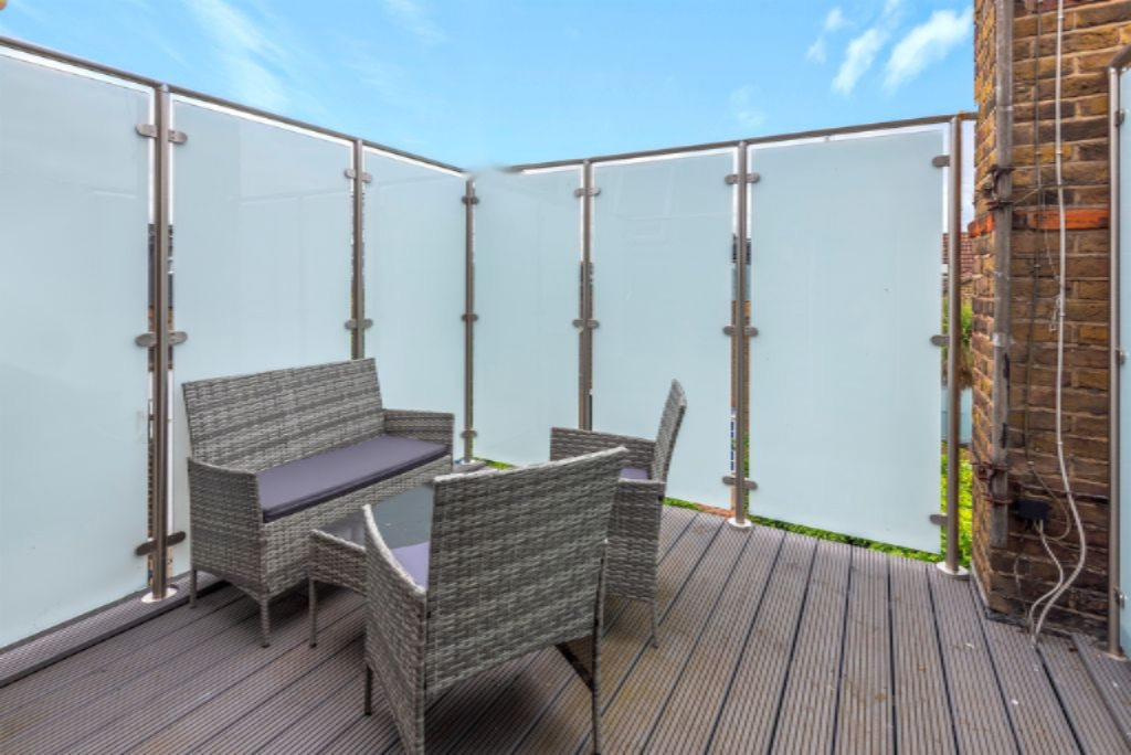 Flat in London, United Kingdom, 39 m² - picture 12