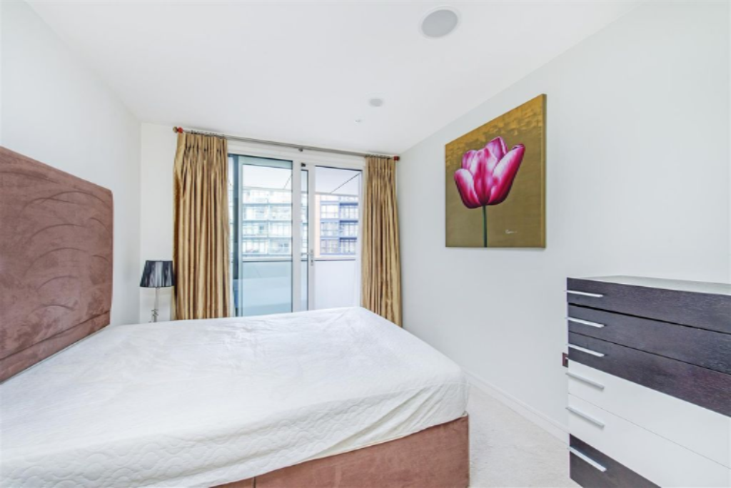 Flat in London, United Kingdom, 50 m² - picture 12