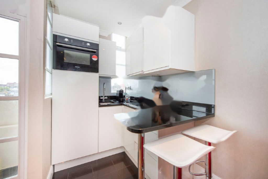 Flat in London, United Kingdom, 38 m² - picture 12