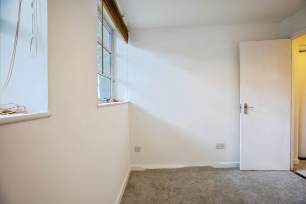 Flat in London, United Kingdom, 32 m² - picture 13