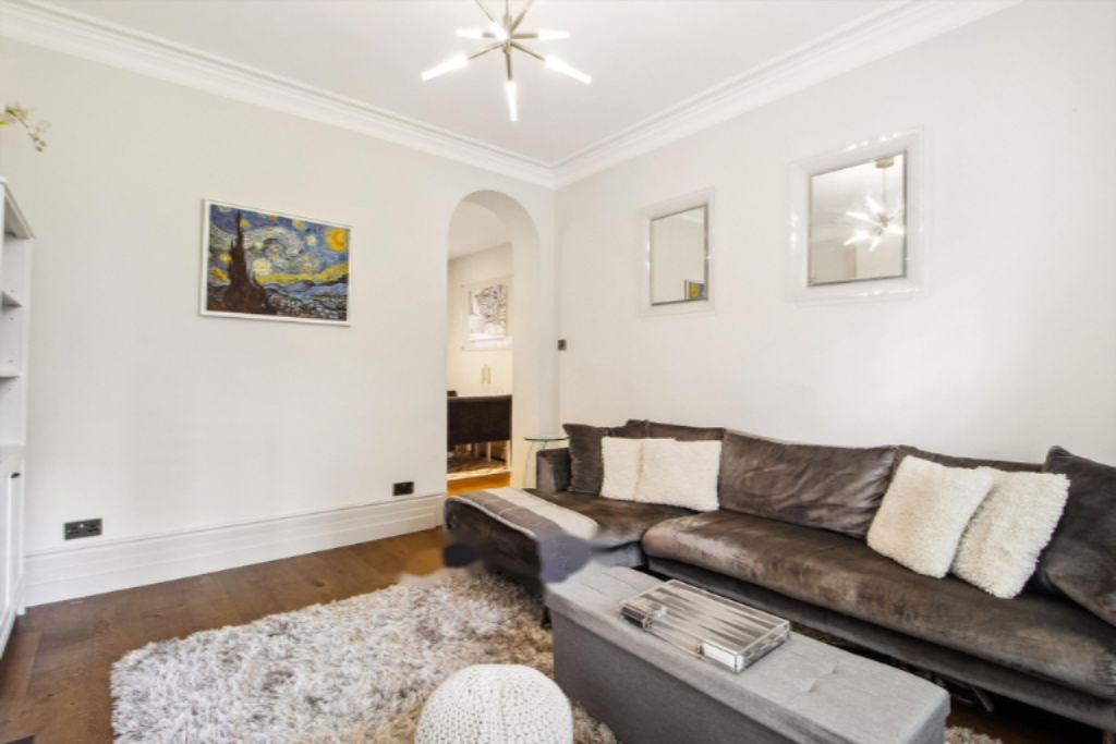 Flat in London, United Kingdom, 105 m² - picture 13