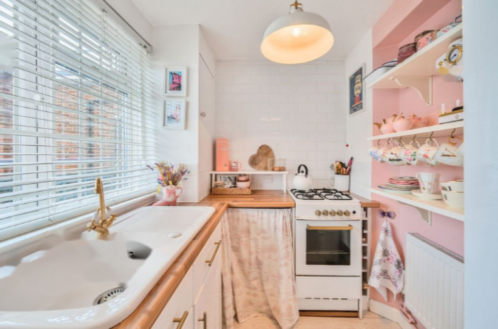 Flat in London, United Kingdom, 33 m² - picture 14