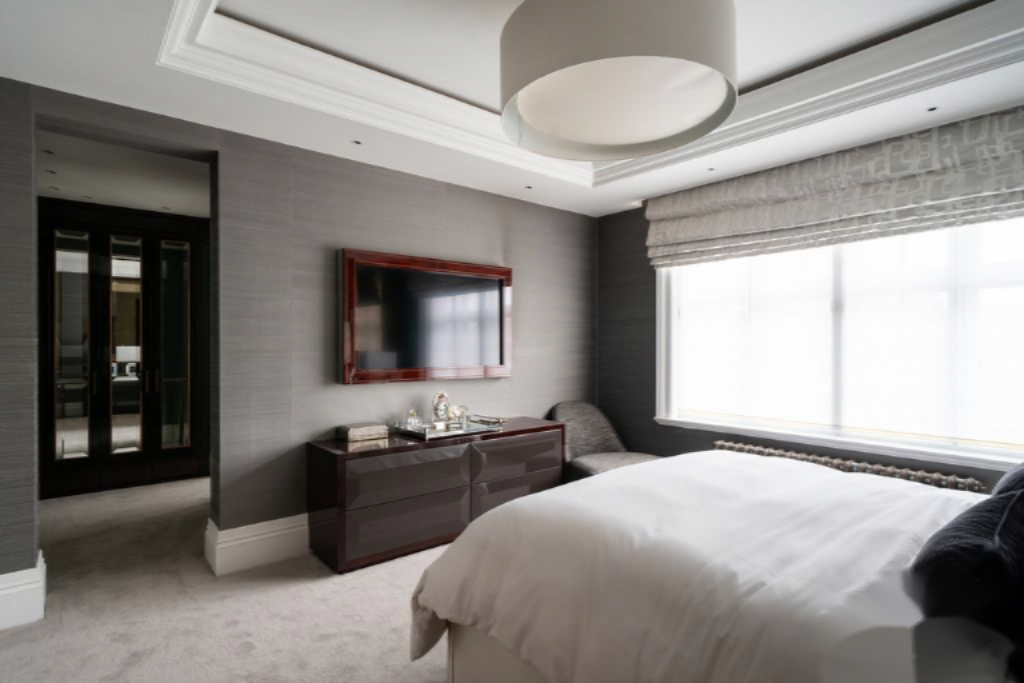 Flat in London, United Kingdom, 239 m² - picture 14