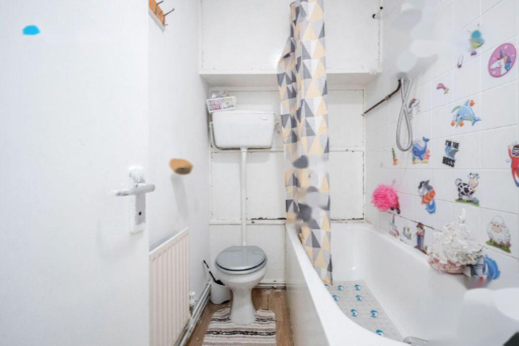 Flat in London, United Kingdom, 45 m² - picture 14