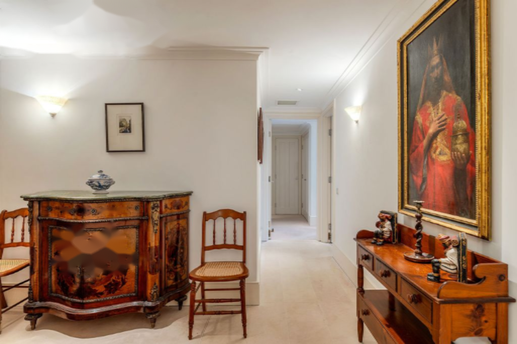 Flat in London, United Kingdom, 140 m² - picture 15