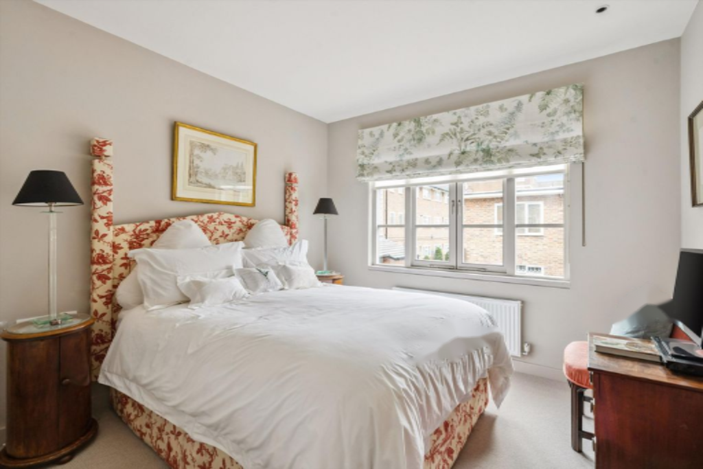 Flat in London, United Kingdom, 130 m² - picture 16