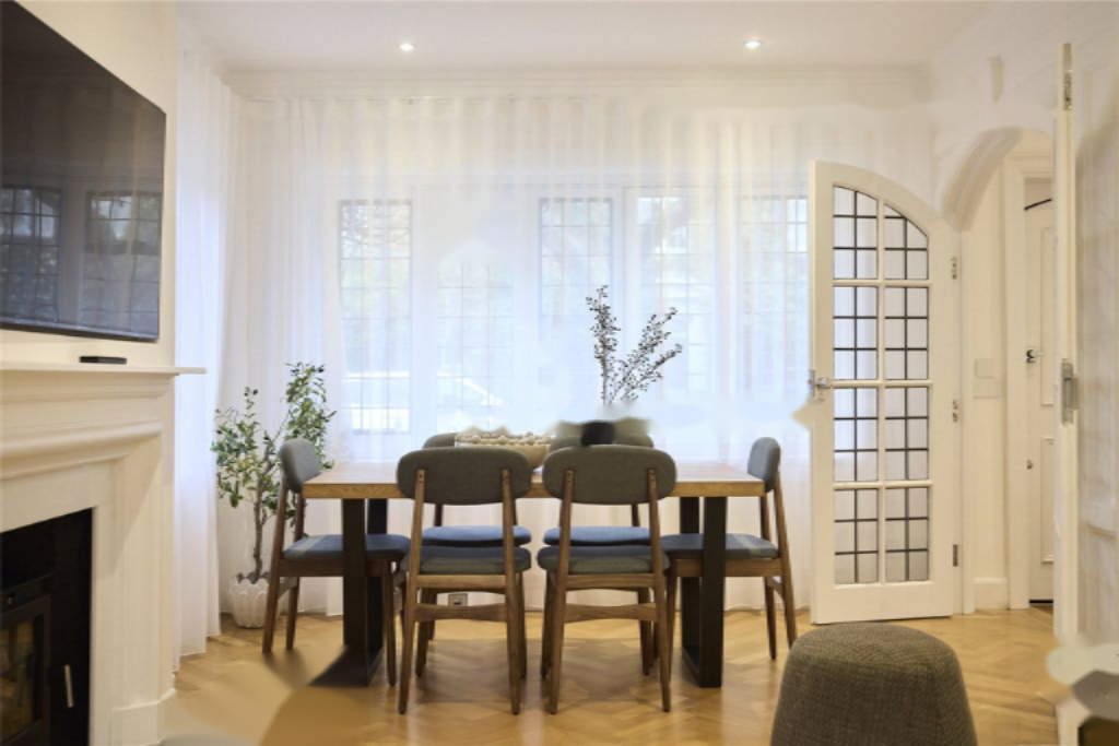 Flat in London, United Kingdom, 115 m² - picture 16