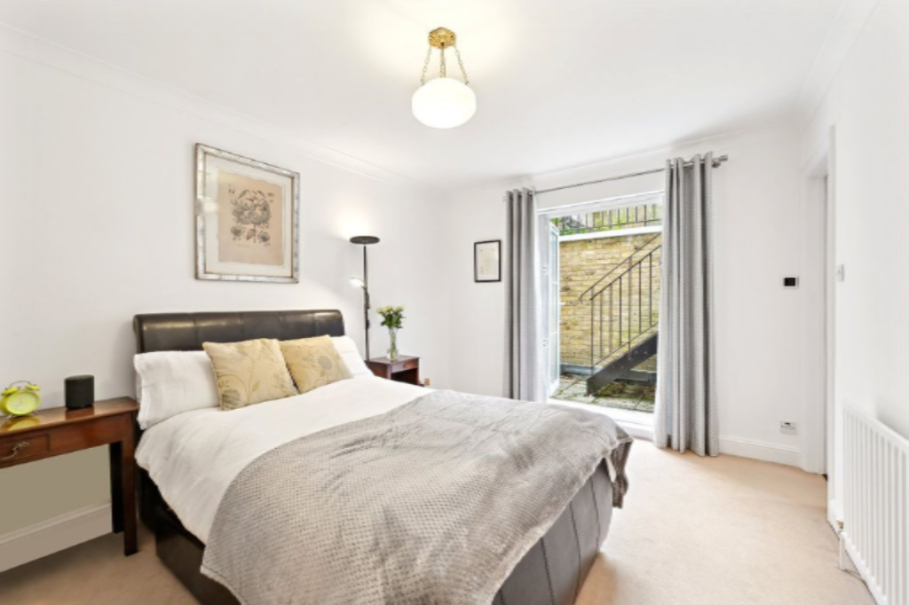 Flat in London, United Kingdom, 59 m² - picture 16