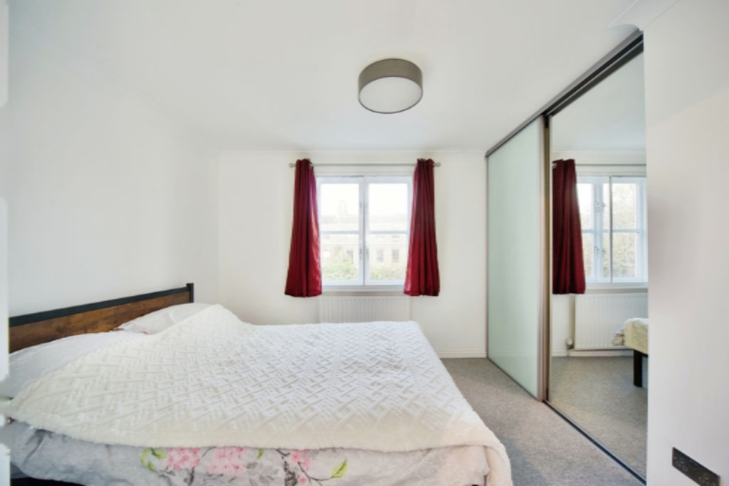 Flat in London, United Kingdom, 38 m² - picture 16