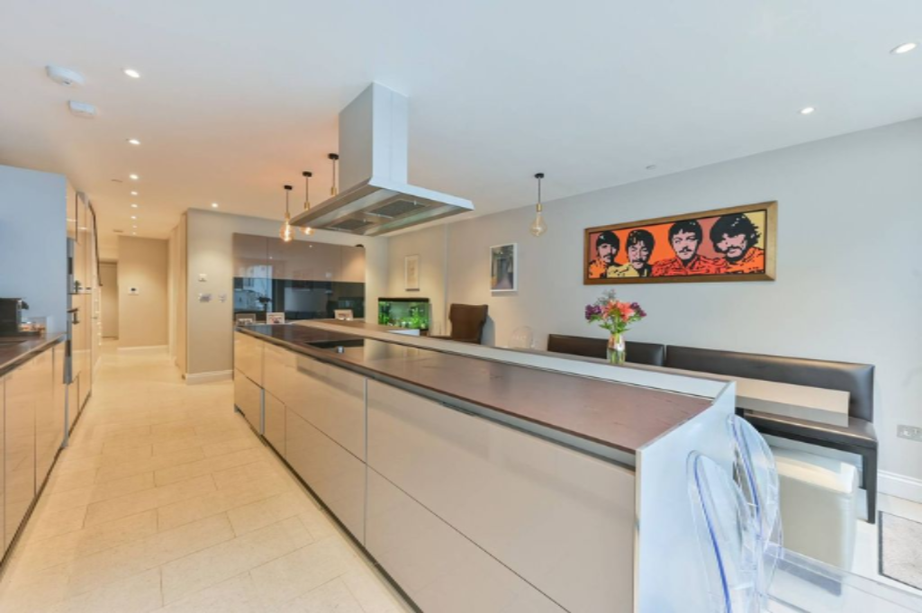 Piso en Londres, Reino Unido, 236 m² - imagen 17