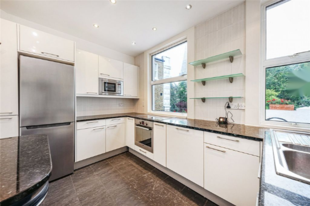 Flat in London, United Kingdom, 17 m² - picture 18