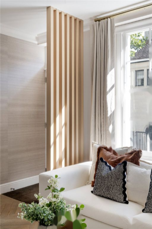 Flat in London, United Kingdom, 148 m² - picture 18