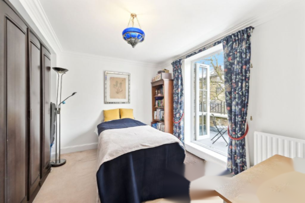 Flat in London, United Kingdom, 59 m² - picture 18