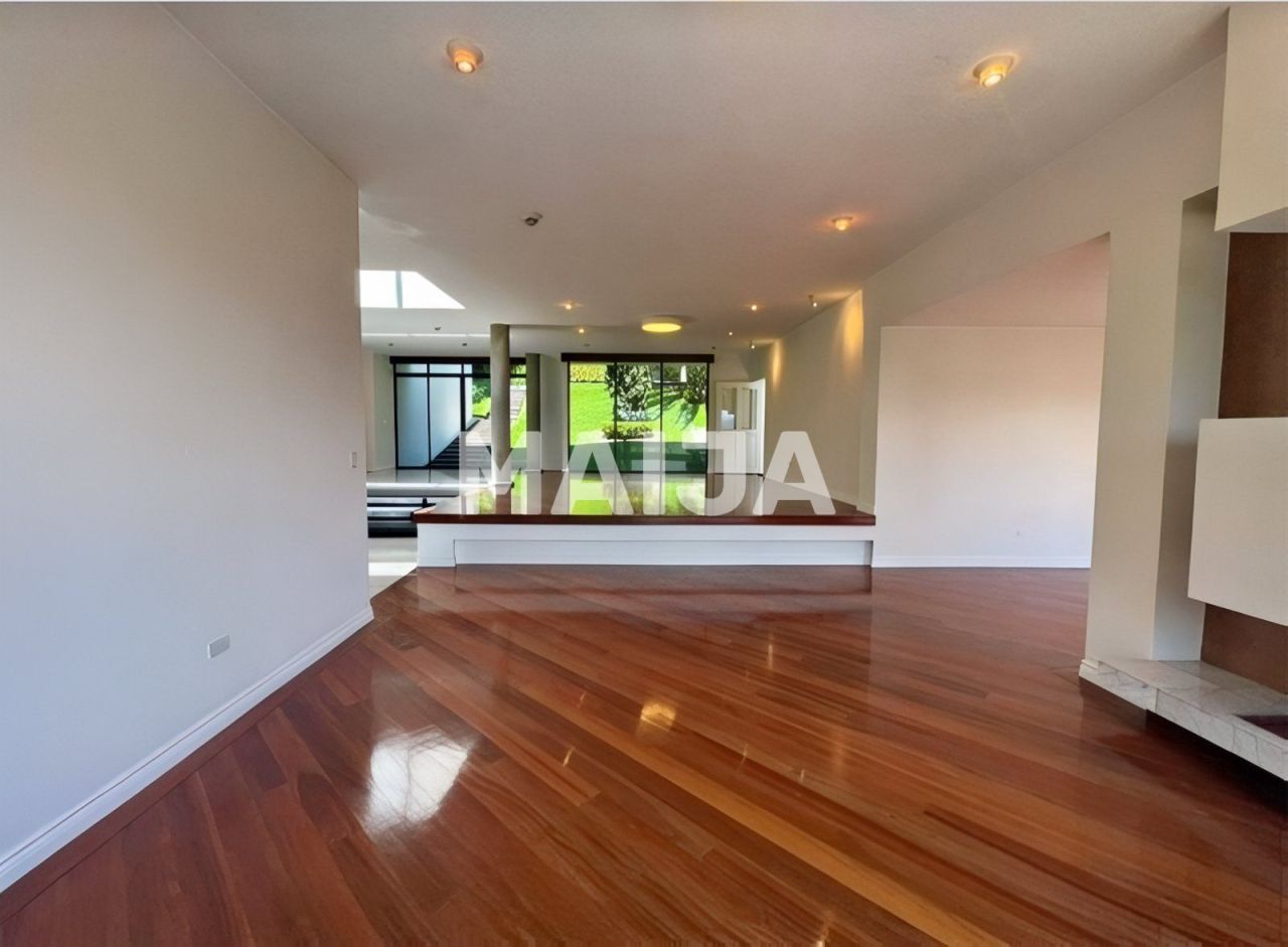 House Cumbaya, Ecuador, 785.74 m² - picture 9