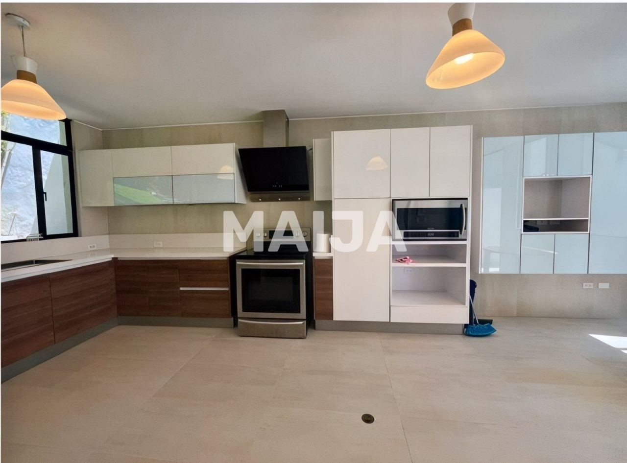 House Cumbaya, Ecuador, 785.74 m² - picture 13