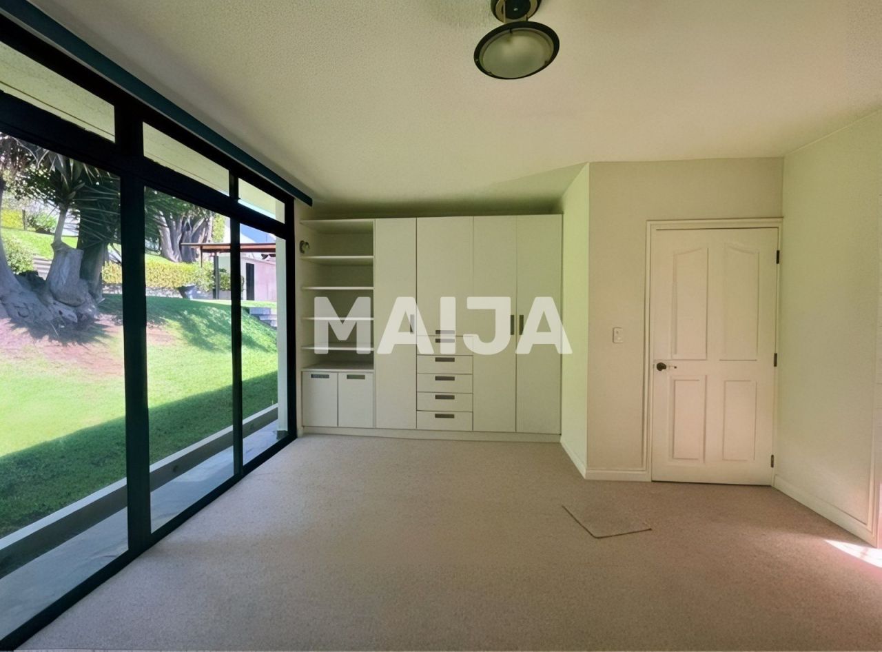 House Cumbaya, Ecuador, 785.74 m² - picture 16