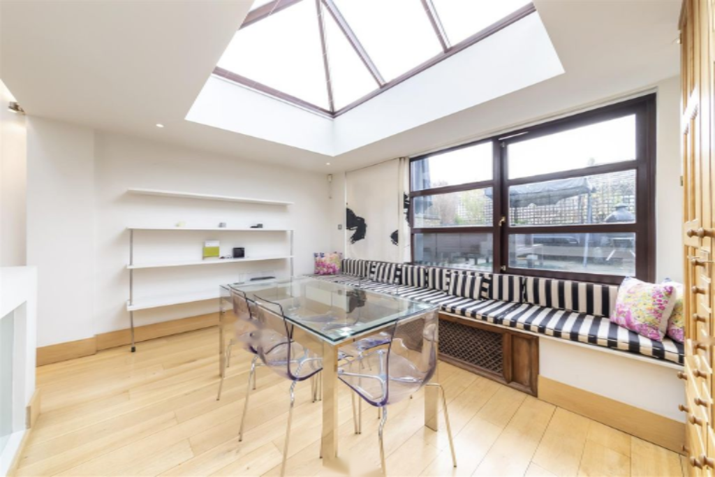 Appartement à Londres, Royaume-Uni, 133 m² - image 1