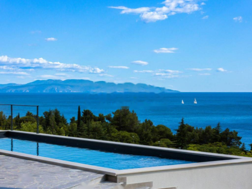 Flat in Opatija, Croatia, 122 m² - picture 1