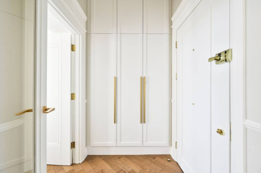 Flat in London, United Kingdom, 61 m² - picture 2