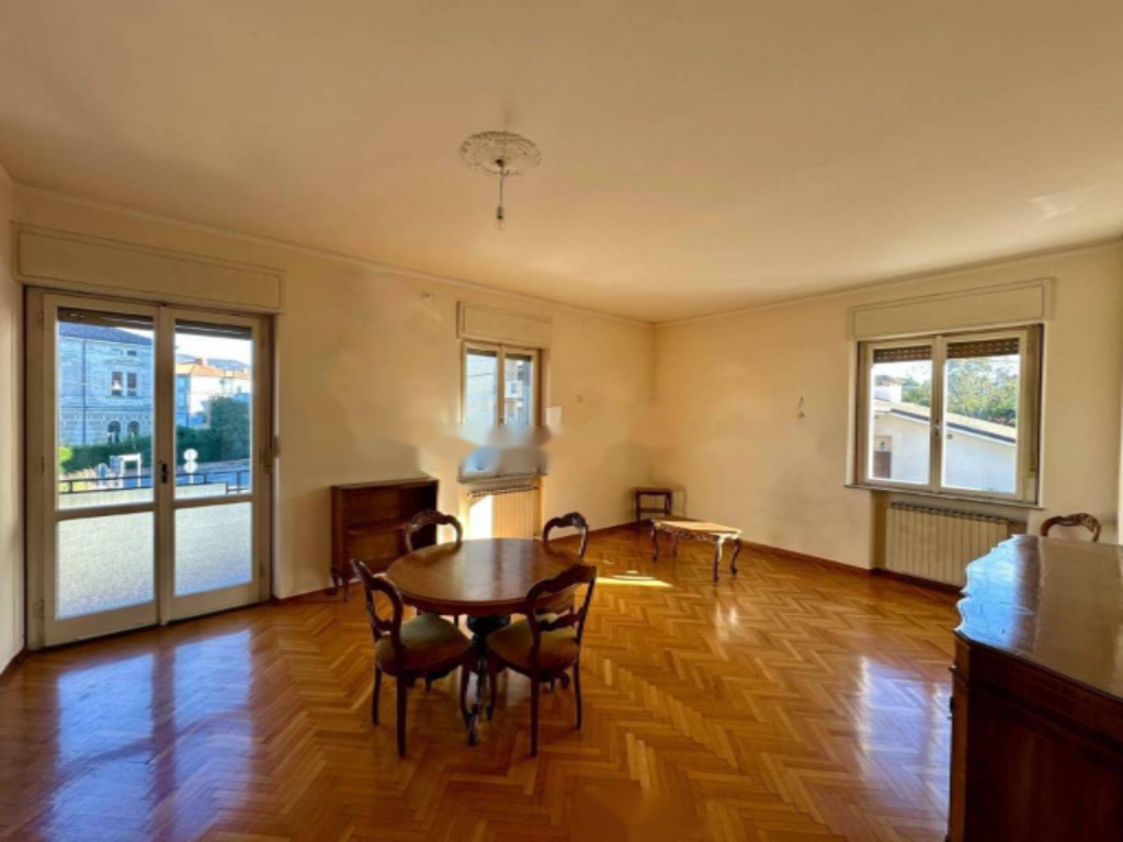 Piso en Gorizia, Italia, 151 m² - imagen 3