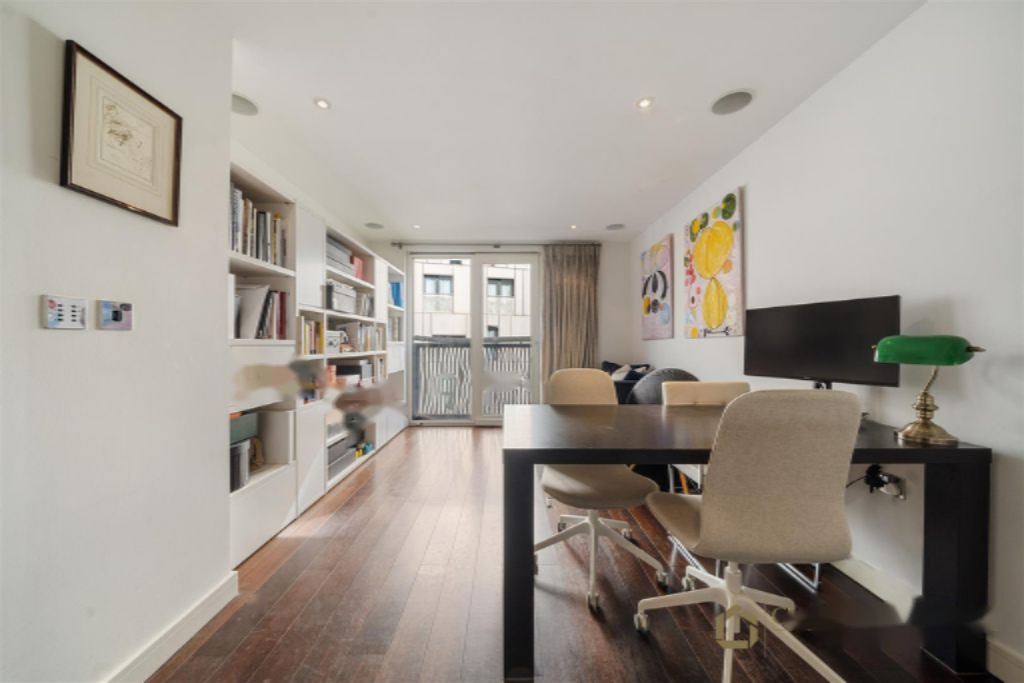 Flat in London, United Kingdom, 50 m² - picture 5