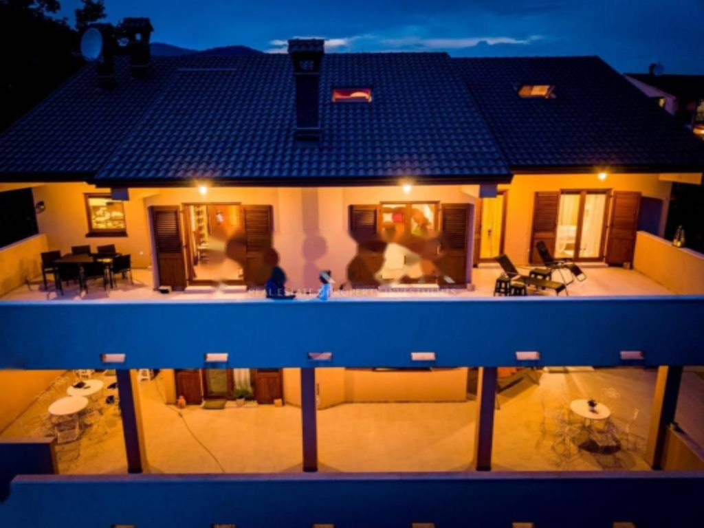 Casa en Opatija, Croacia, 700 m² - imagen 8