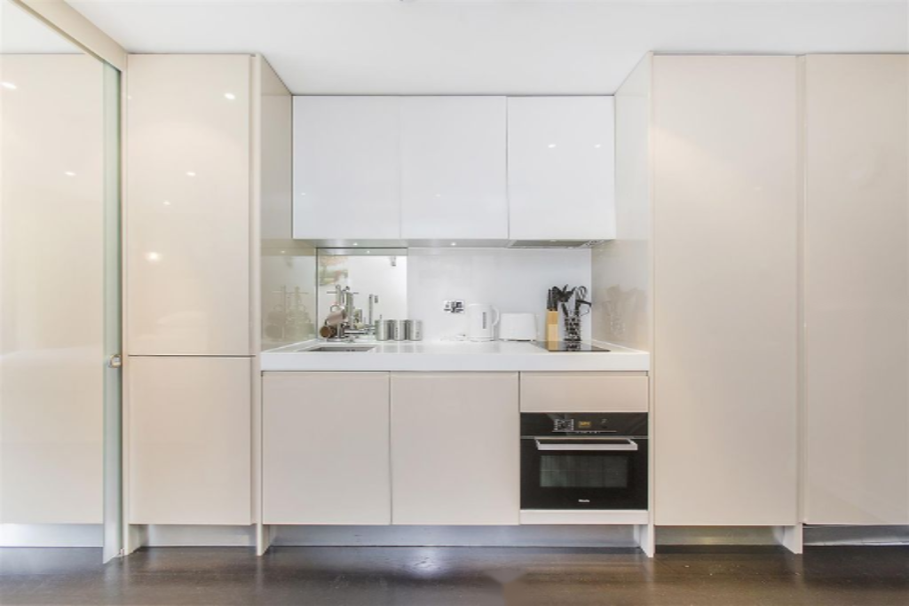 Flat in London, United Kingdom, 34 m² - picture 8