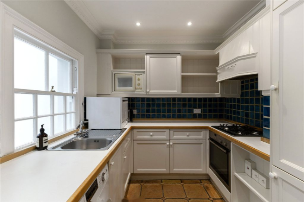 Flat in London, United Kingdom, 61 m² - picture 9