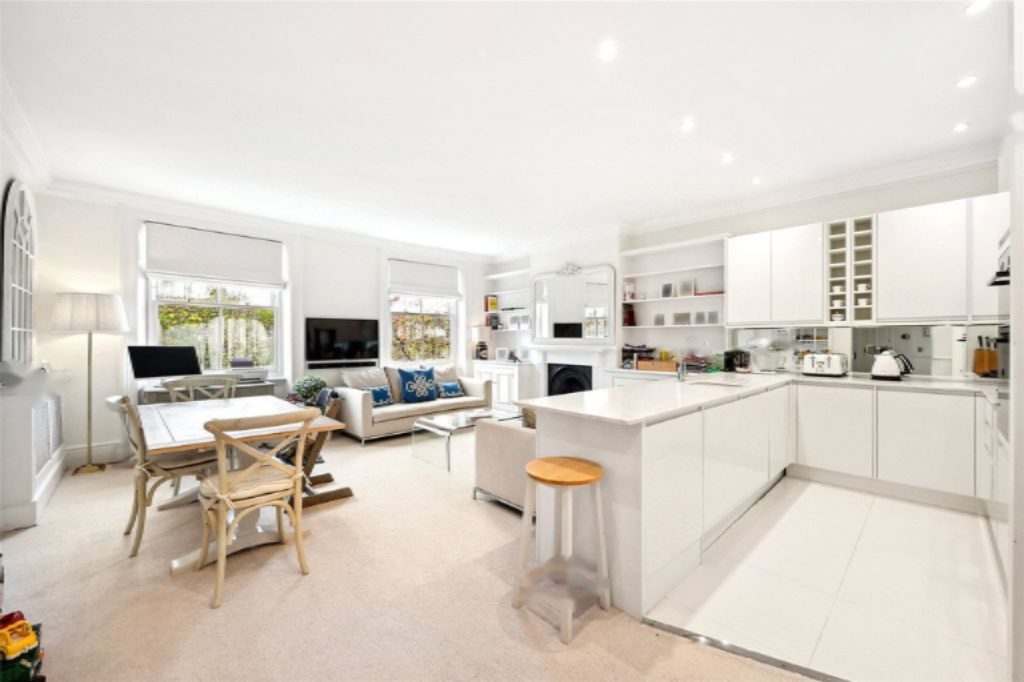 Flat in London, United Kingdom, 87 m² - picture 9