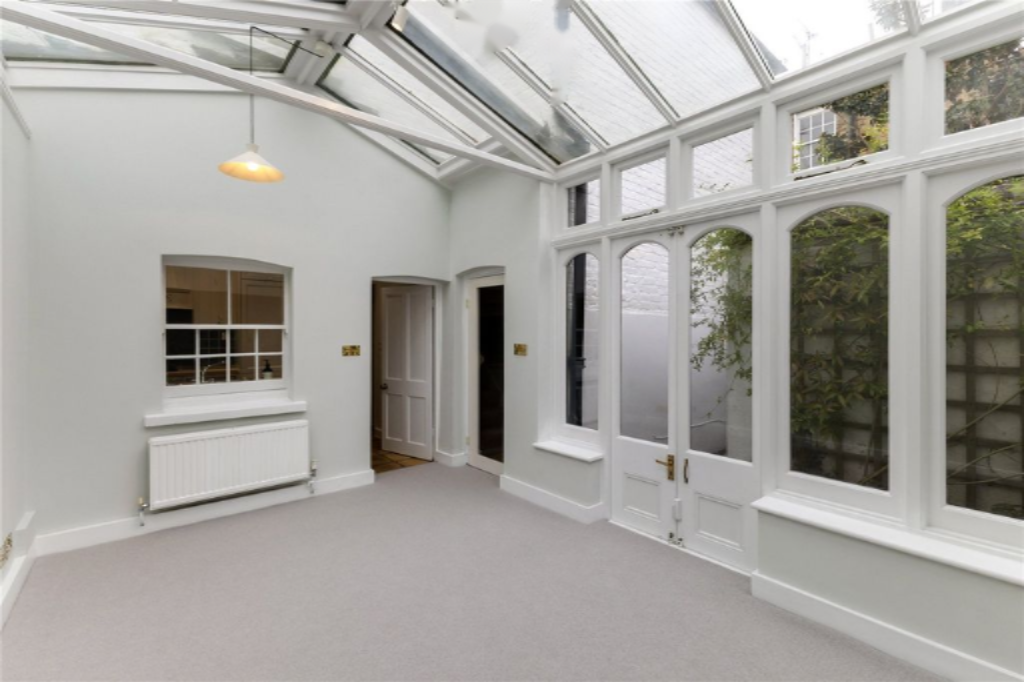 Flat in London, United Kingdom, 61 m² - picture 10