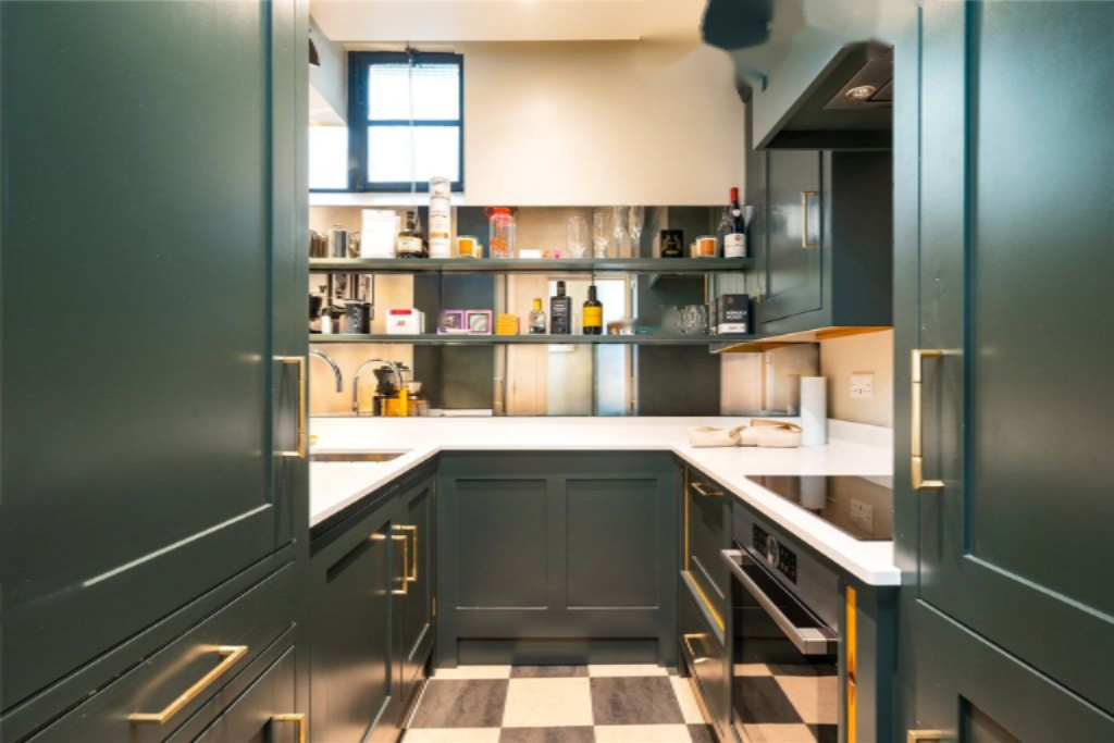 Flat in London, United Kingdom, 59 m² - picture 11