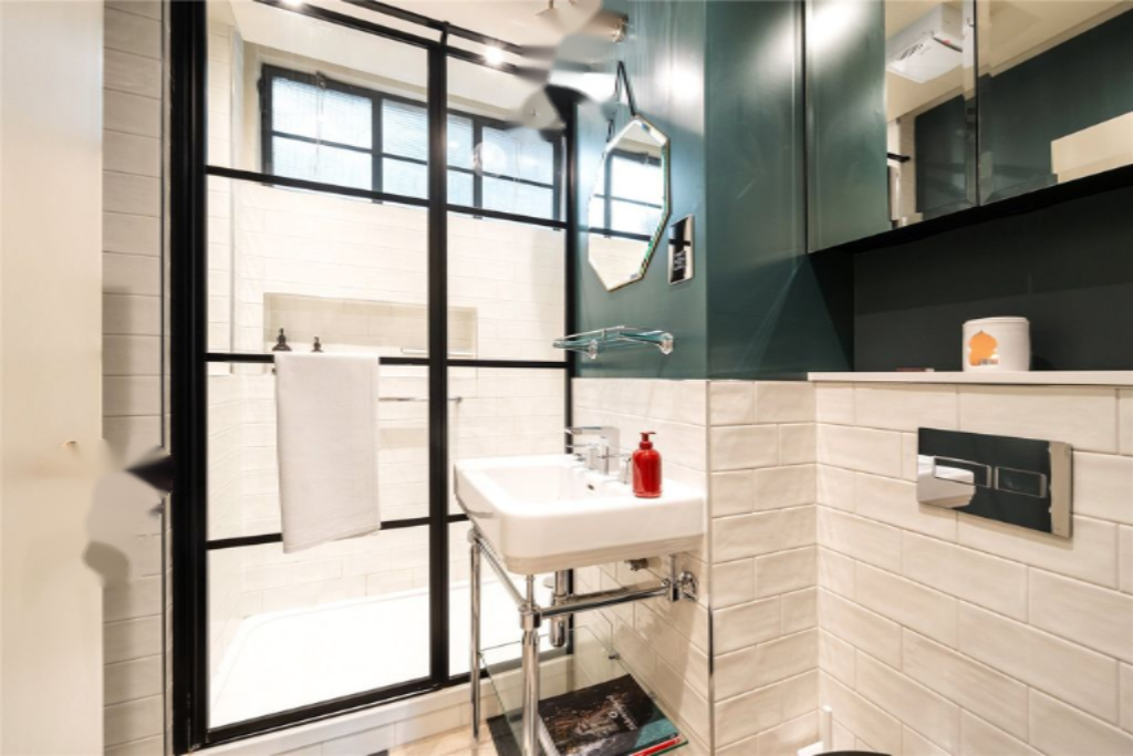 Flat in London, United Kingdom, 59 m² - picture 12