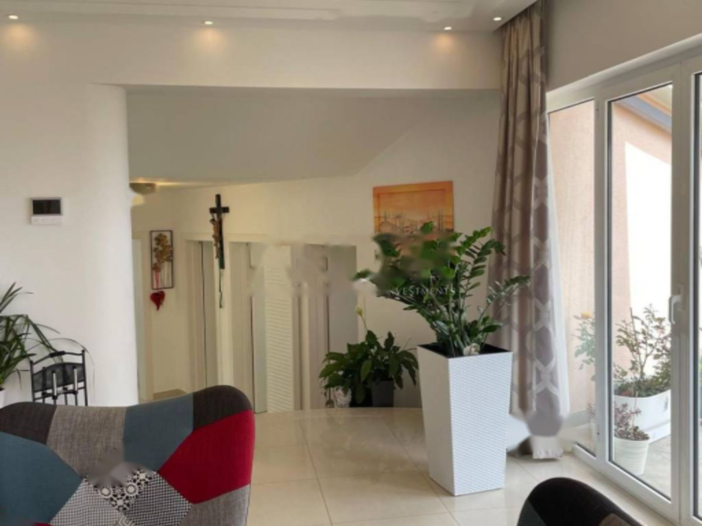 Casa en Opatija, Croacia, 567 m² - imagen 19